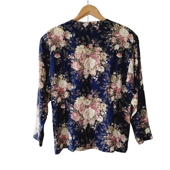 Vintage Alcott and Andrews Blue Floral Silk Blouse and Skirt Set - Picture 3 of 16